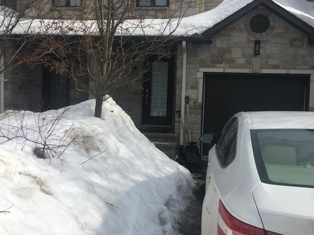 Maison à Louer Rue du totem, Aylmer Gatineau 2 photos | Logis Québec