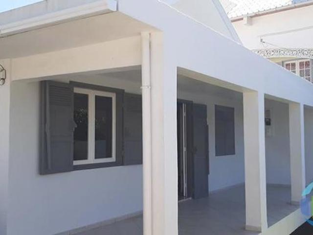 Maison à louer Saint André 97440
