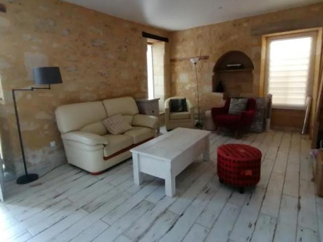Maison à Lussac à louer Locagestion, expert en gestion locative