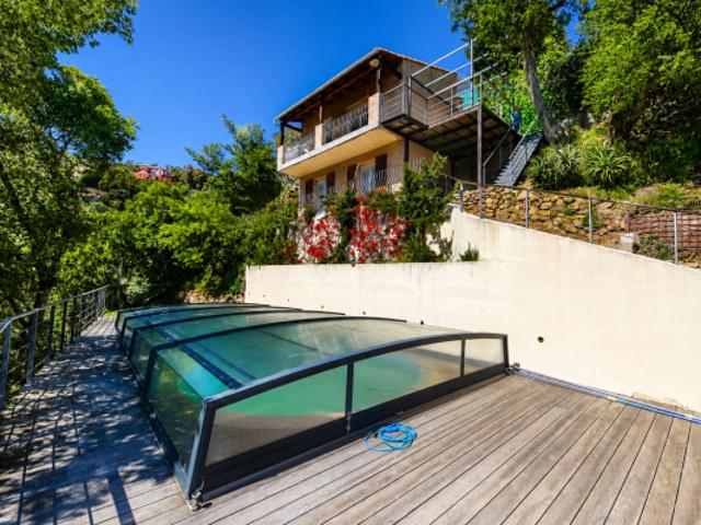 Maison à Mandelieu La Napoule 5 pièce s