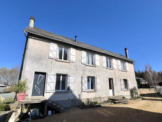Maison à Montaignac sur Doustre en Corrèze
