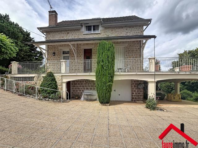 Maison à OBJAT en correze