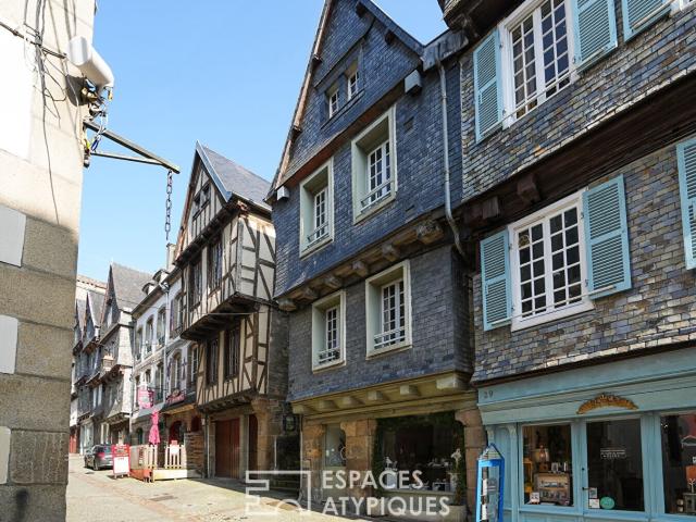 Maison à Pans de Bois Triplex Familial avec local commercial
