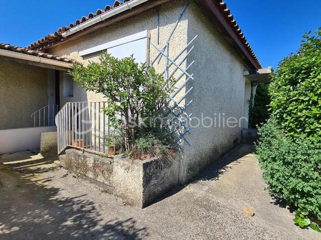 MAISON A RENOVER NIMES CASTANET