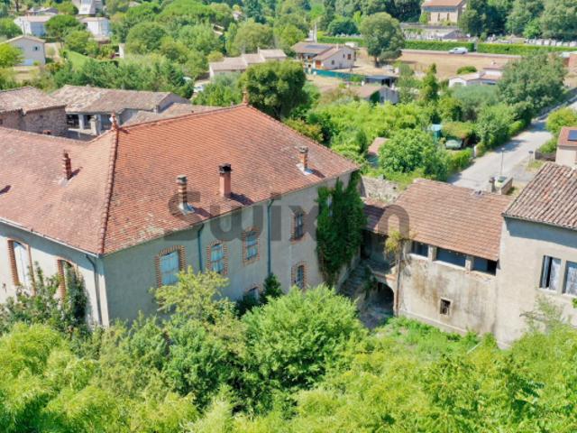 Maison à rénover au calme