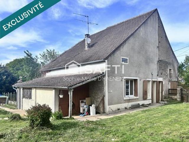 Maison à rénover avec grand terrain au calme