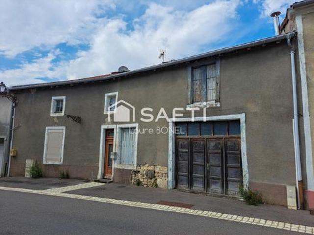 Maison à rénover avec dépendances et terrain