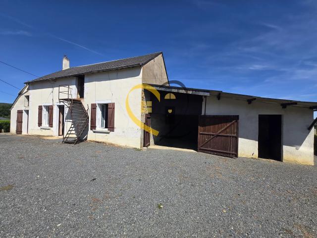 Maison à rénover avec dépendances – Neuvy Deux Clochers 18