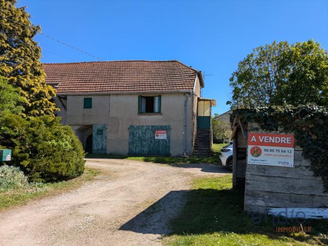 Maison à Rénover avec Parc et Terrain Verger