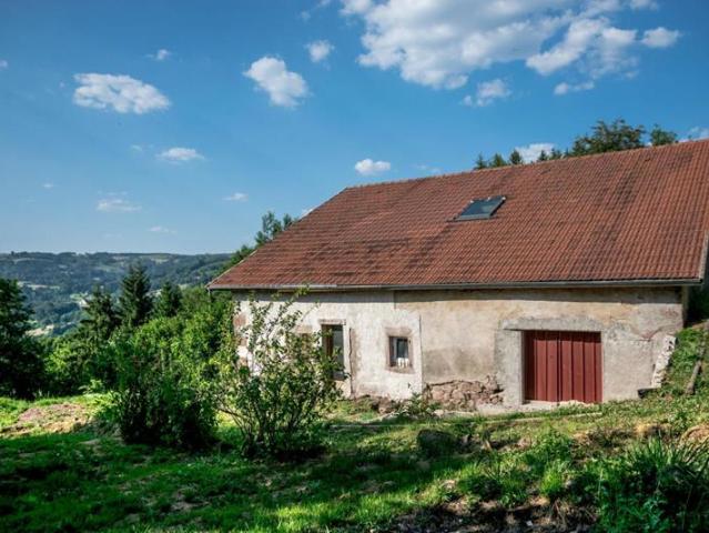Maison à rénover avec vue dégagée sur la nature