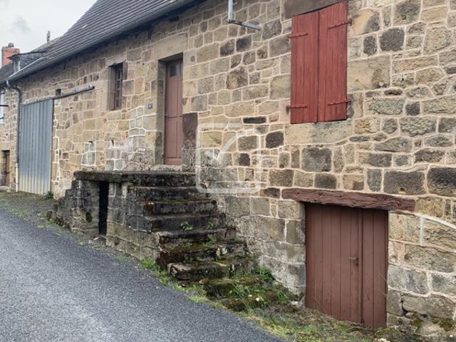 Maison à rénover à Dampniat Beau potentiel
