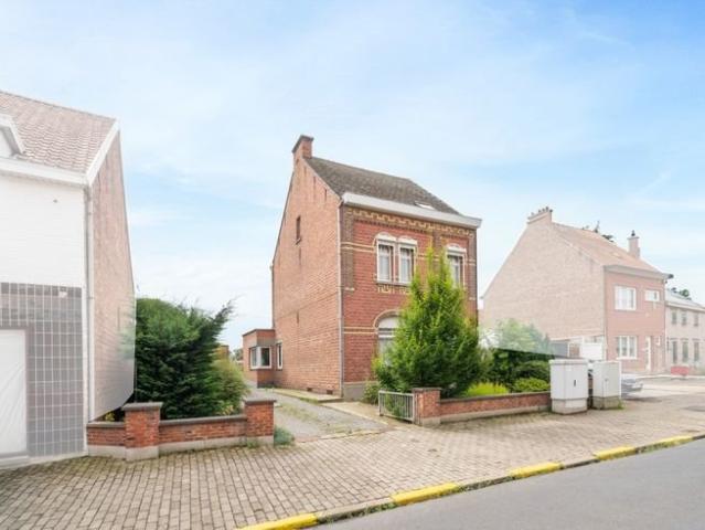 Maison à rénover à Humbeek