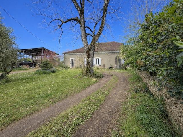 Maison à rénover à vendre 5 pièces LAUJUZAN 32