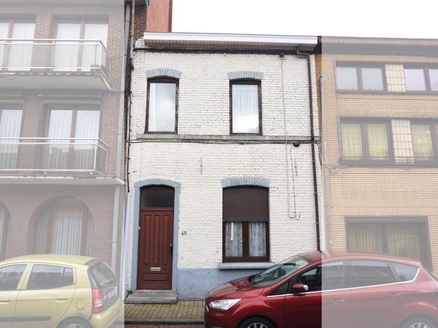 MAISON A RENOVER EN PARTIE JARDIN 2 A 3 CHAMBRES POSSIBLES