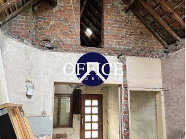 Maison à rénover entièrement avec grand jardin – Fort potentiel à Lens
