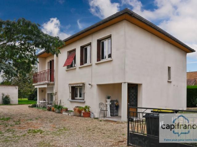 Maison à rénover – Gros potentiel avec grand terrain 1207 m² + garage – Saint Marcel / Chalon