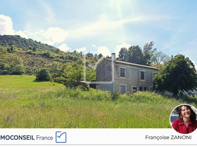 Maison à rénover sur terrain de 1050 m2