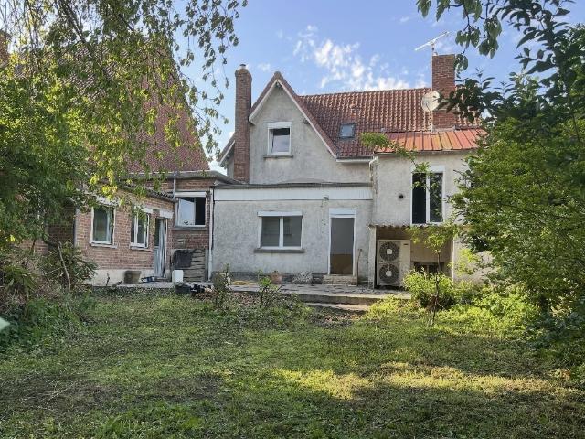 MAISON à rénover 100 m2 5 pièces