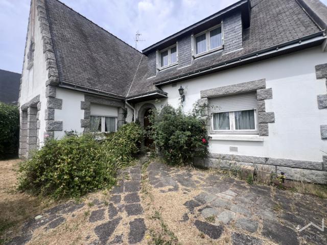 MAISON À RÉNOVER