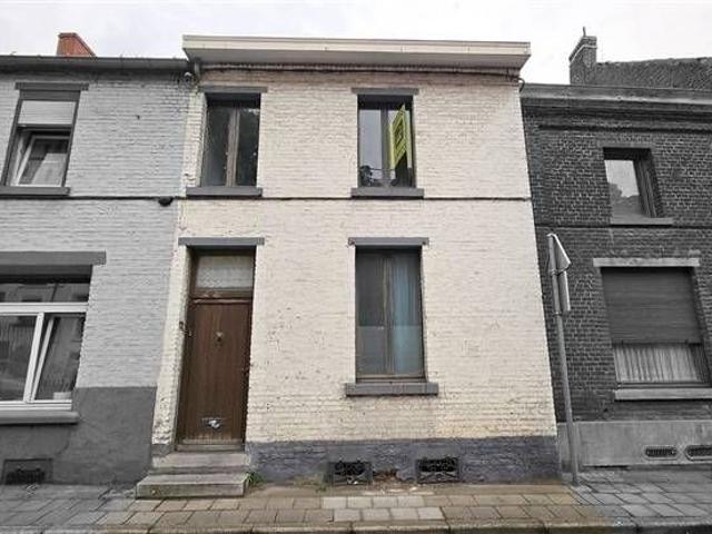 Maison à restaurer + jardin