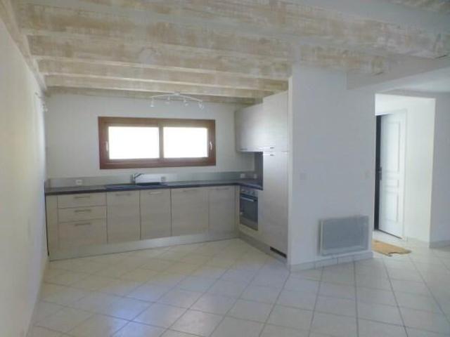 Maison à Saint Jean de la Porte 73250, 3 pièces, de 52m² à 800 €