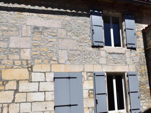 MAISON ANCIENNE 4 CHAMBRES