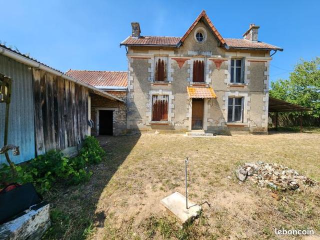 Maison ancienne 72m² avec dépendances