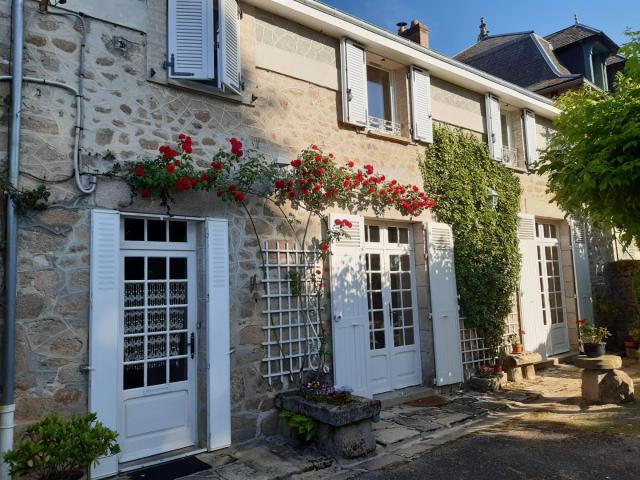 MAISON DE CARACTERE LA JONCHERE SAINT MAURICE