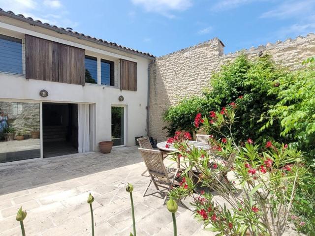 Maison ancienne de 135 m², 4 pièces, à vendre à Le Bois Plage en
