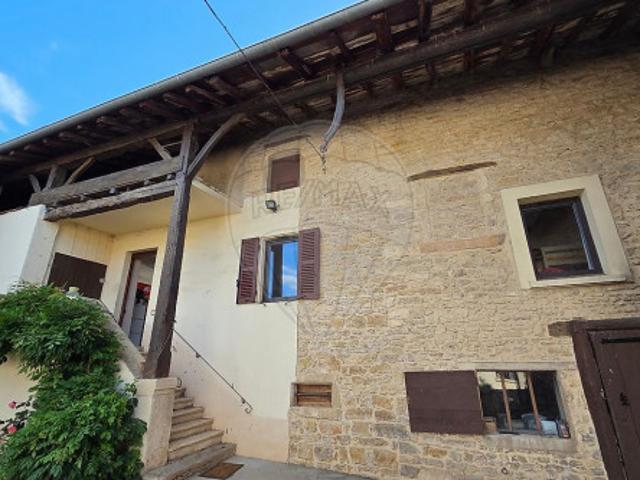 Maison ancienne à Limas à louer Locagestion, expert en gestion locative