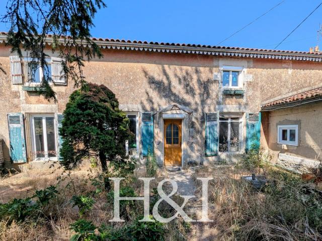 Maison ancienne à rénover, MIGNE AUXANCES