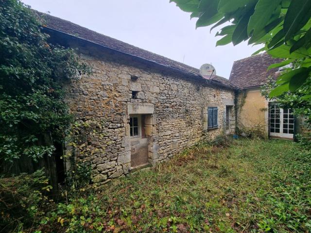 Maison Ancienne à Rénover avec Vue Campagne