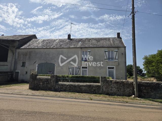 Maison ancienne à restaurer de 75m² 2 Ch. et dépendances, pro