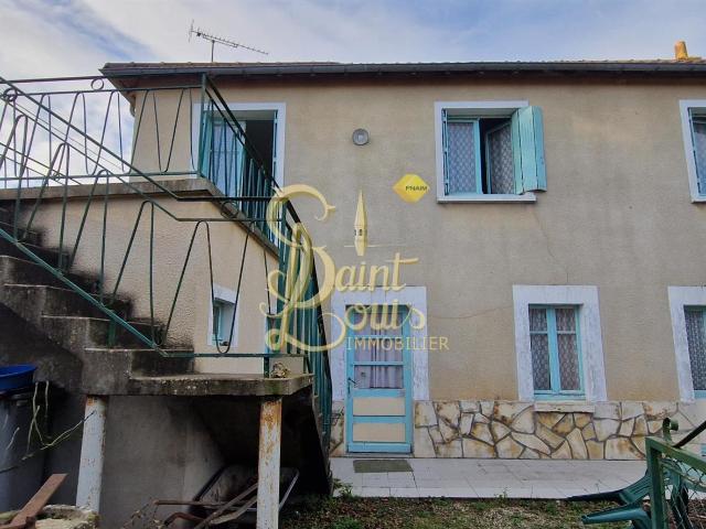 Maison Ancienne Avec 3 Chambres, Dependance Et Jardinet 90m² La Tour Saint Gelin