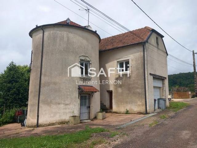 MAISON ANCIENNE AVEC TOUR DE 130 M²