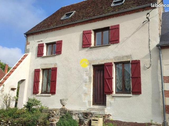 Maison ancienne avec grand terrain