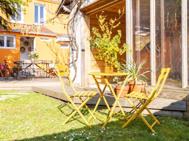 Maison ancienne avec jardin