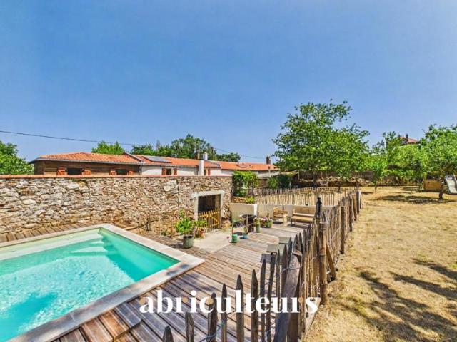 Maison ancienne de charme en parfait état en vente à La Martinière / Le Pellerin 44640