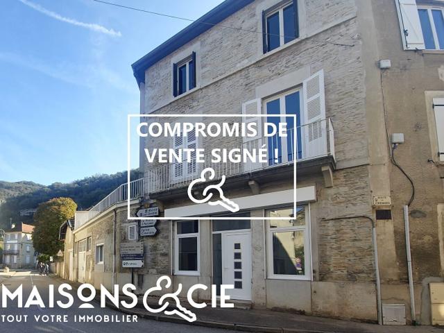 MAISON ANCIENNE EN PIERRE DE TAILLE