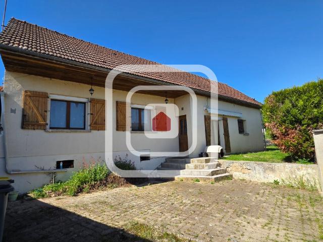 Maison ancienne indépendante