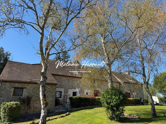 Maison ancienne rénovée 6 pièces Parigné l'Évêque 72