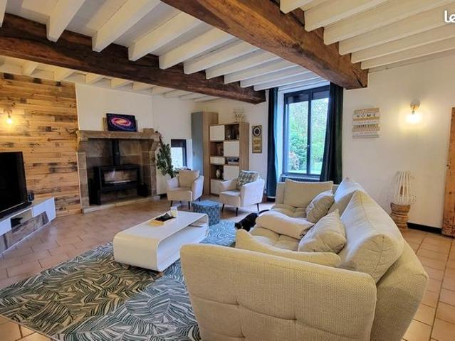 Maison Ancienne Rénovée Dépendances Grand Terrain Courlay Exclu AMP Visite Virtuelle Dispo
