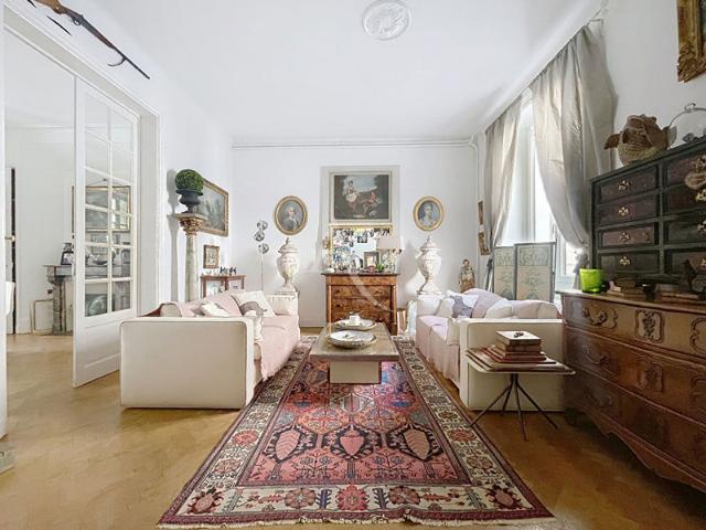 Maison Angers 7 pièce s 170 m²