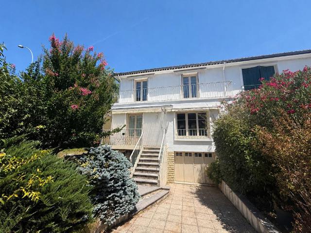 Maison Angouleme 4 pièce s 100 m2