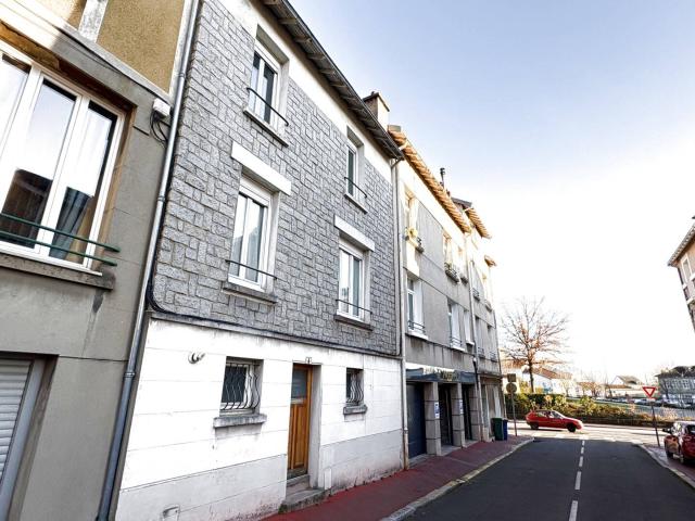 Maison années 20 de 125m² Place des Carmes