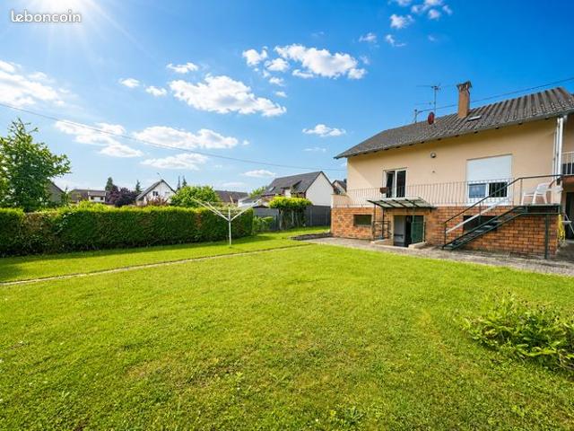 Maison accolée 5p de 122m² sur environ 6 ares