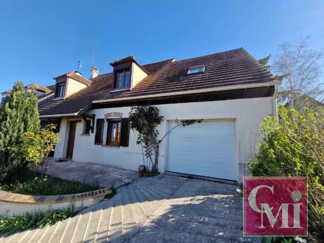 Maison agréable sur un terrain clos de 424 m2 3 chambres et