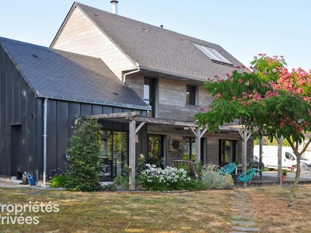 Maison Ahuille 5 pièce s 162 m2