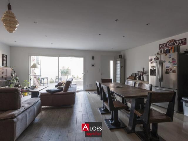 Maison Aigues Mortes avec studio et piscine
