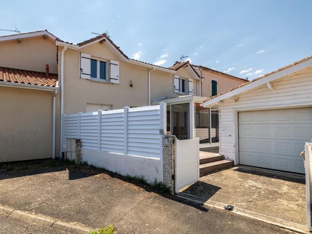 Maison Aire Sur L Adour 5 pièce s 130 m2
